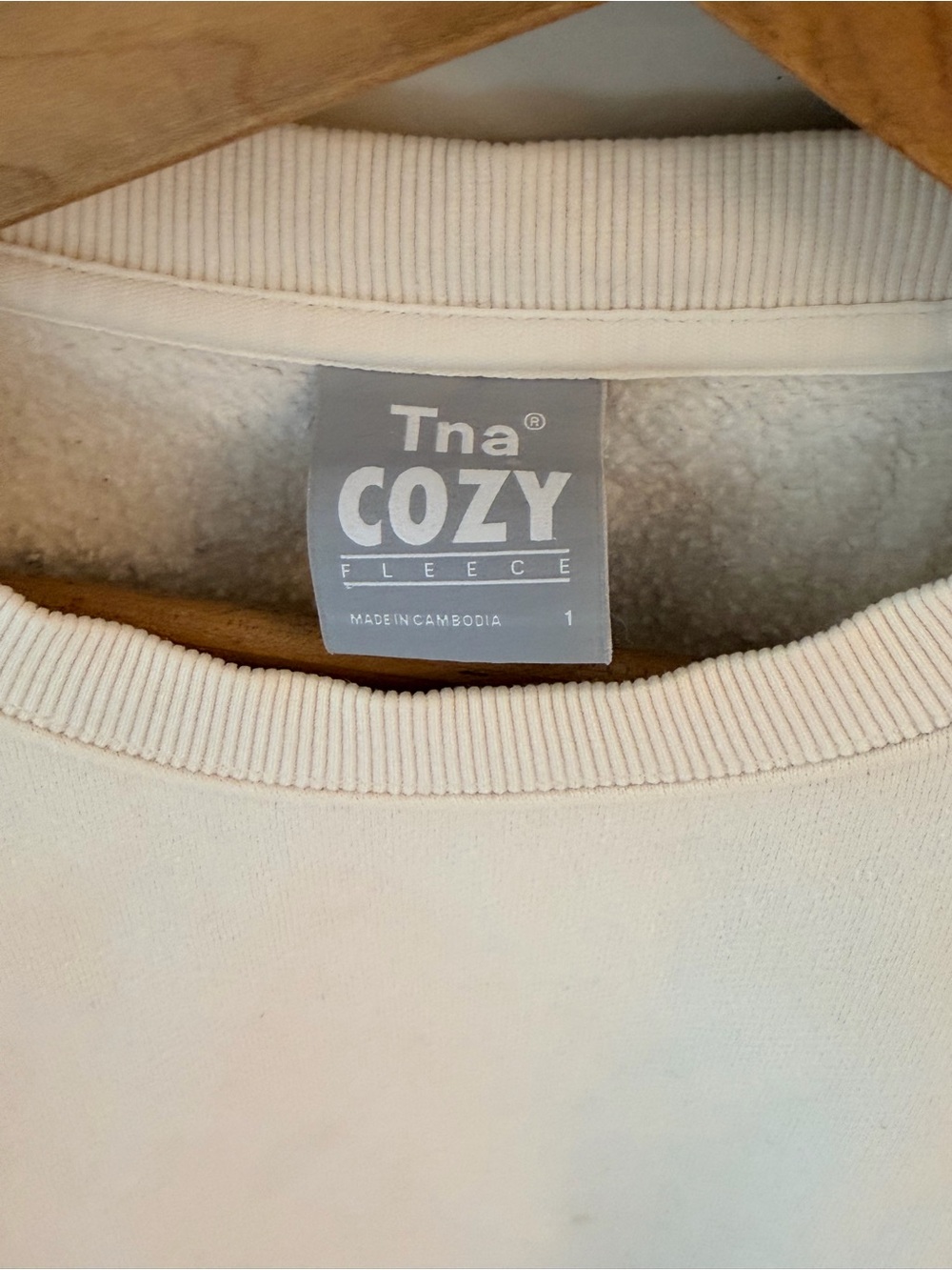 TNA Cream Cozy Fleece Crewneck - Picture 3 of 4